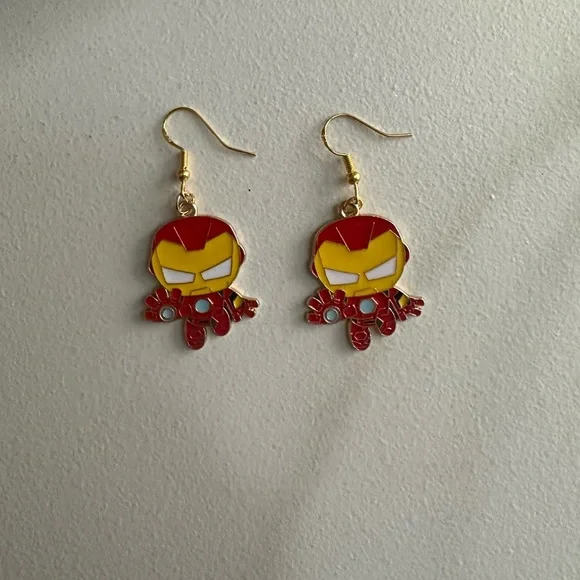 🌻2/13.00🌻 Ironman Earrings - Picture 2 of 4